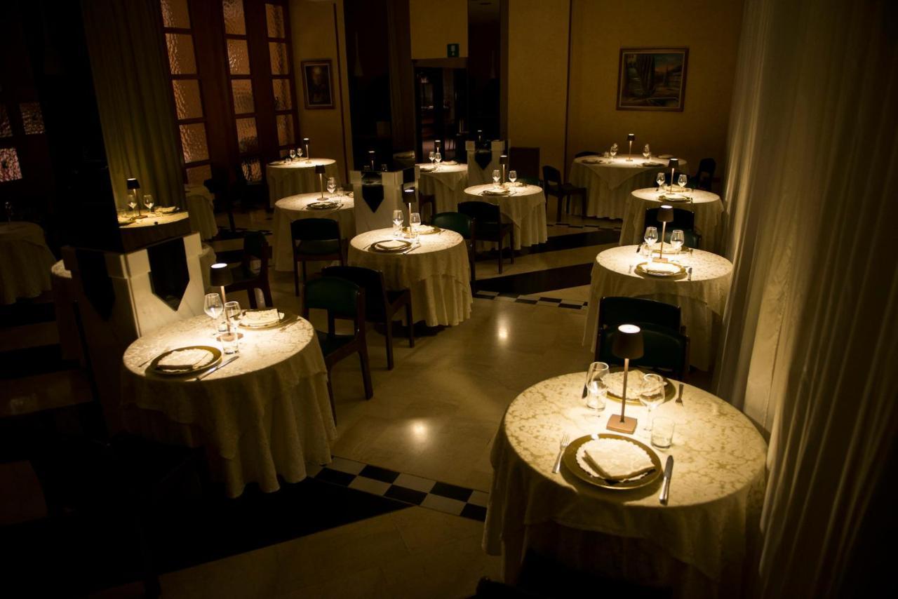 Grand Hotel Ambasciatori Wellness & Spa Chianciano Terme Exteriör bild