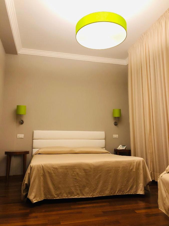 Grand Hotel Ambasciatori Wellness & Spa Chianciano Terme Exteriör bild